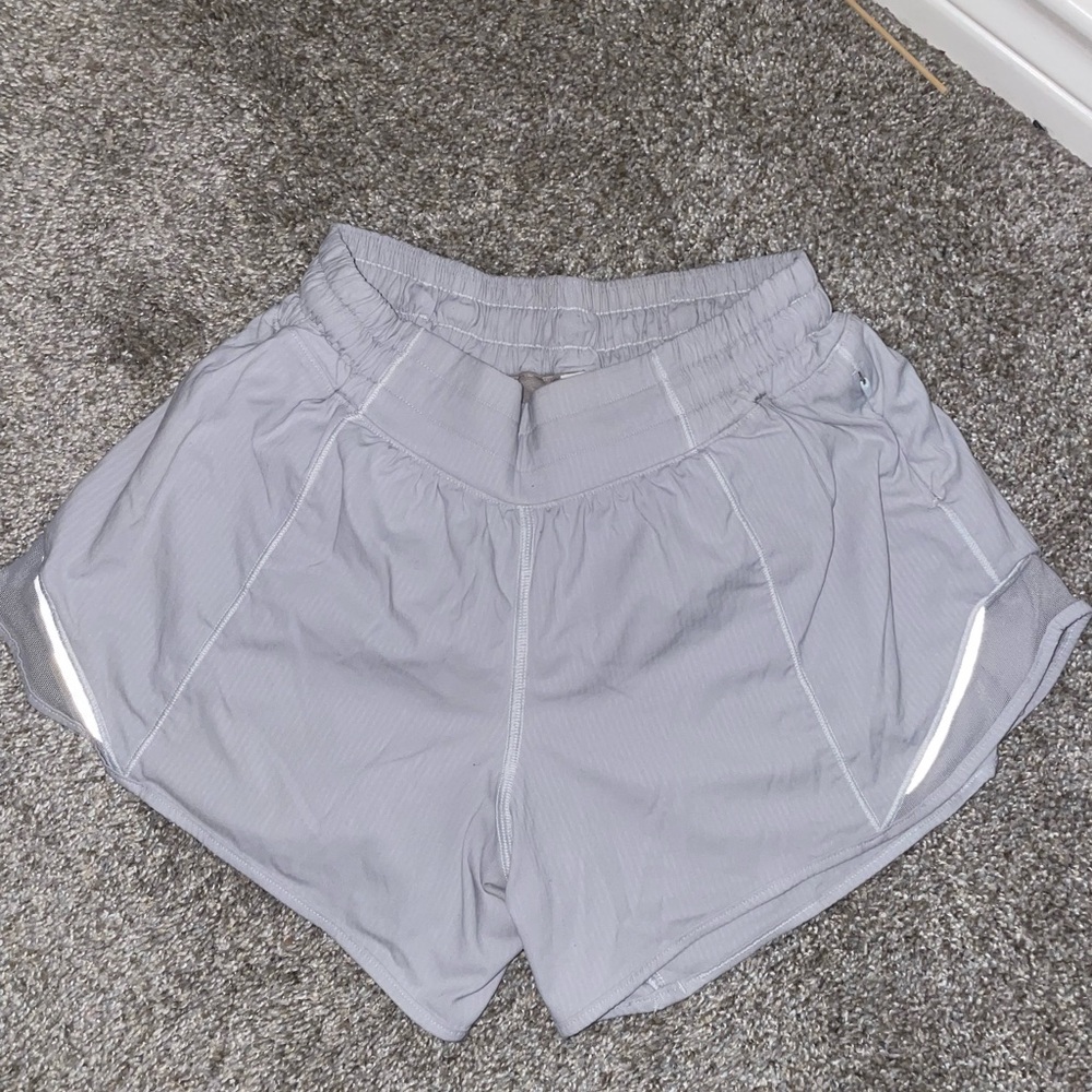 white lululemon hotty hots NWOT